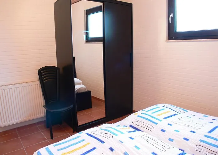 451 In Nyaraló Tossens